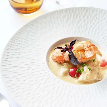 The Originals Boutique, Montpensier,