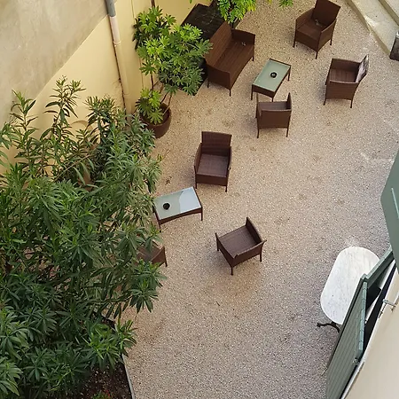 Szálloda The Originals Boutique, Montpensier, 3*