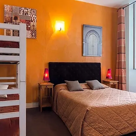 Otel The Originals Boutique, Montpensier, 3*