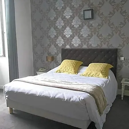 The Originals Boutique, Montpensier,