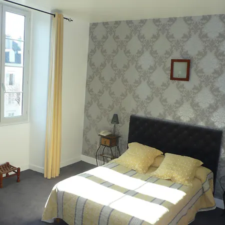 The Originals Boutique, Montpensier, Hotel 3*