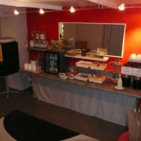 The Originals Boutique, Montpensier,