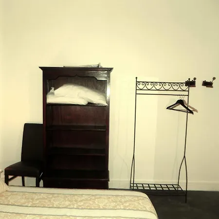 The Originals Boutique, Montpensier, 3* 波城