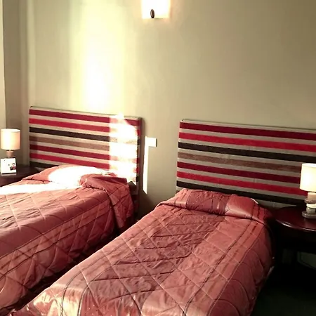 The Originals Boutique, Montpensier, Szálloda 3*