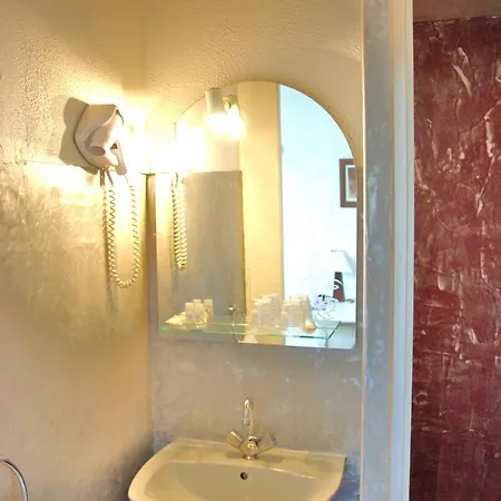 The Originals Boutique, Montpensier, Pau