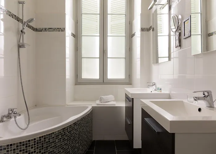 The Originals Boutique, Montpensier,