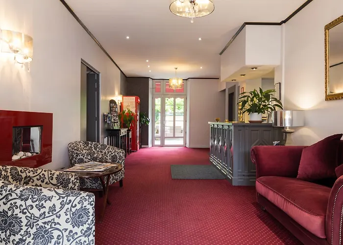 The Originals Boutique, Montpensier, Hotel 3*