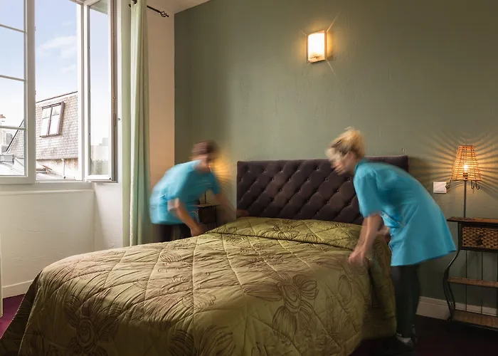 The Originals Boutique, Montpensier,