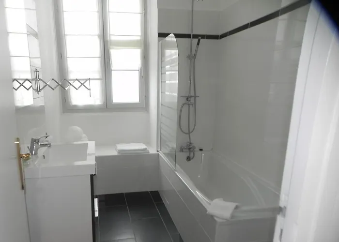 The Originals Boutique, Montpensier, Ξενοδοχείο 3*